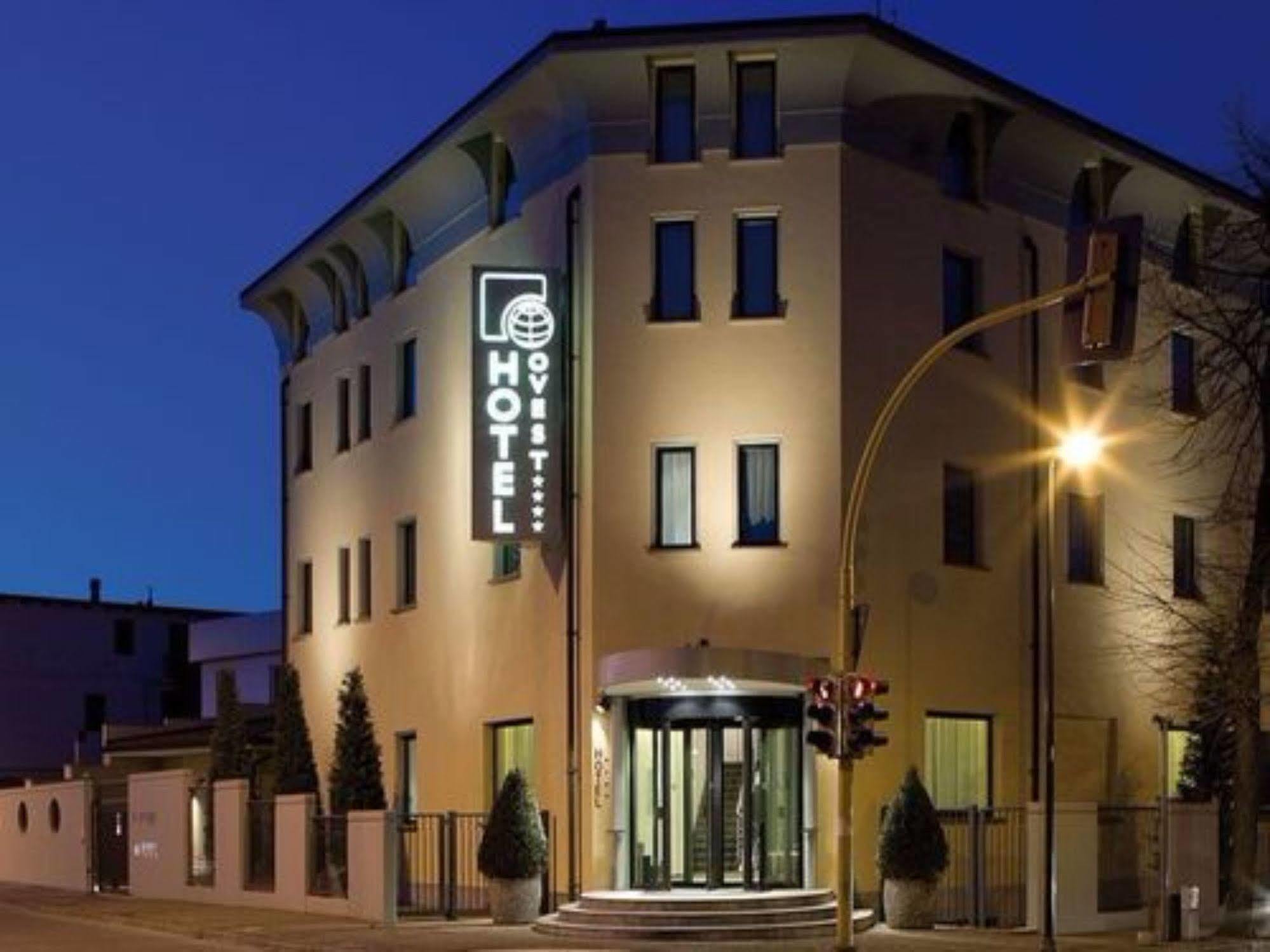 Hotel Ovest Plasencia Exterior foto